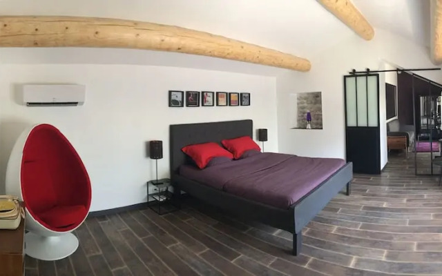 La Datcha Delicatessen