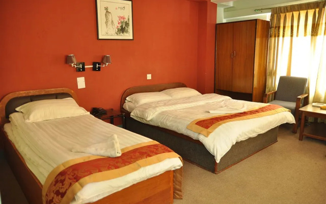 OYO 120 Hotel Tayoma