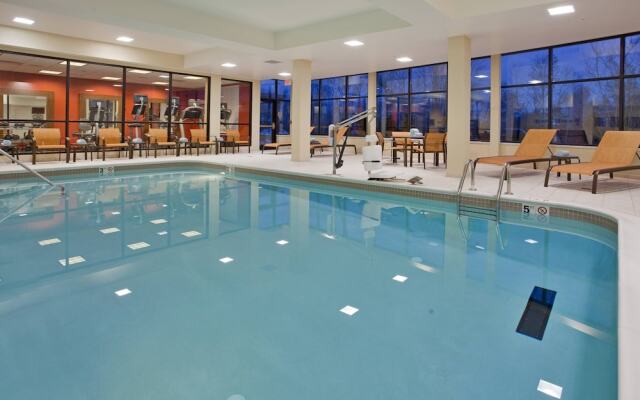 Courtyard Pittsburgh North/Cranberry Woods