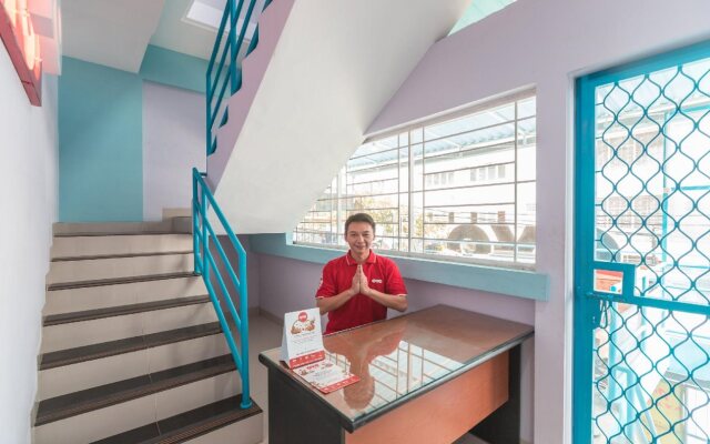 Balcon Biru By OYO Rooms