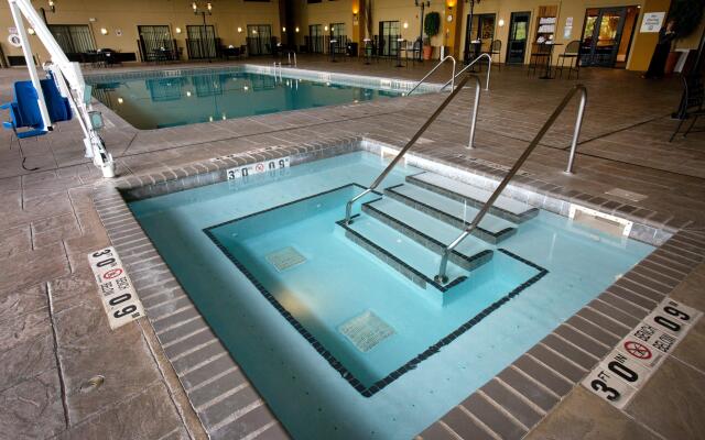 Holiday Inn Hotel & Suites St. Paul NE - Lake Elmo by IHG