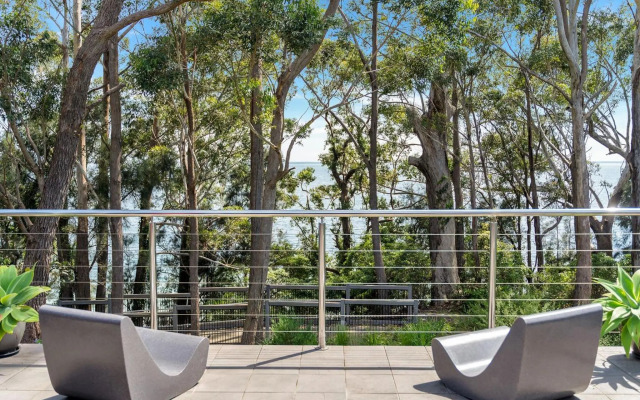 Luxury Living with Private Access to Orion Beach