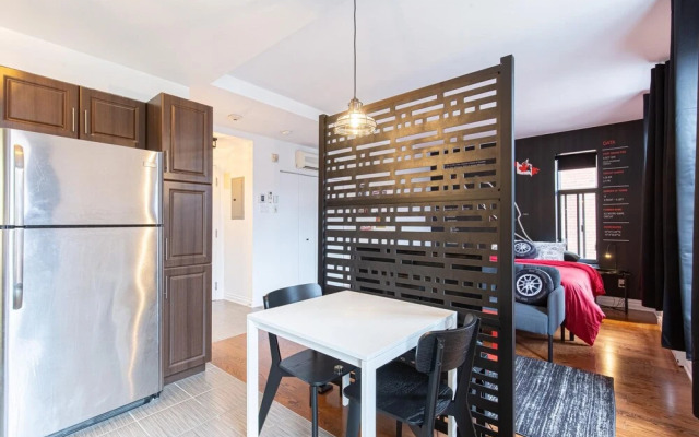 M11 The Grand Prix Suite In the Heart of MTL