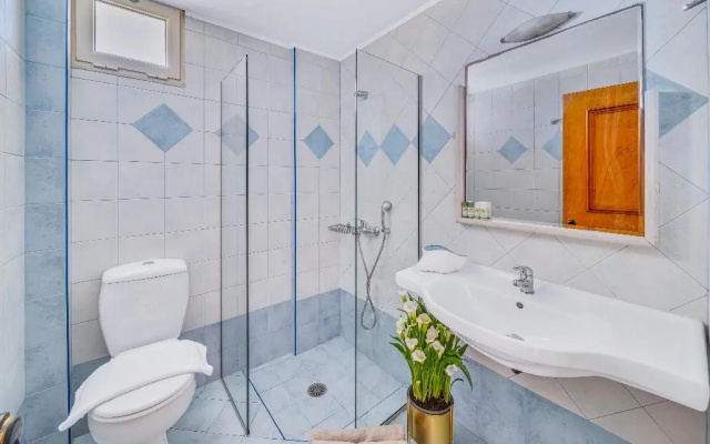 Socrates Hotel Malia Beach
