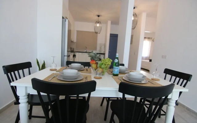 Phaedrus Living: Seaside Luxury Flat Limnaria 152