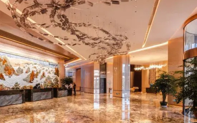 Langshan lnternational Hotel