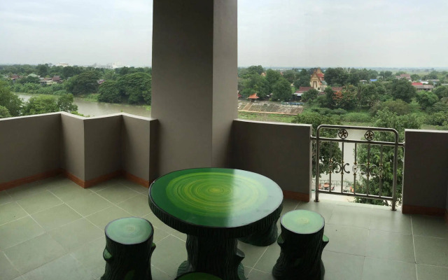 Toh Buk Seng Riverside