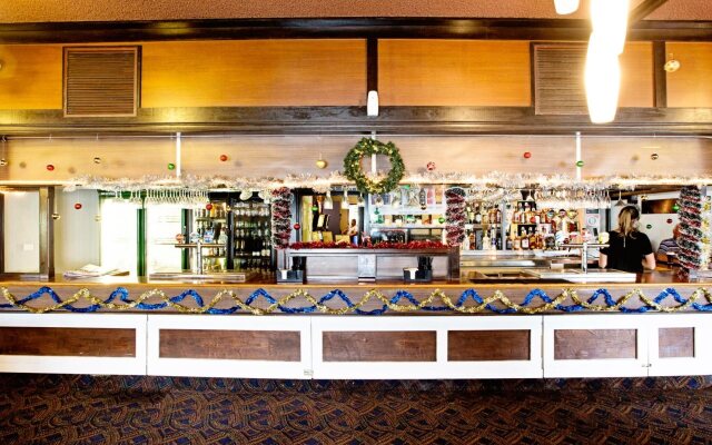 Parkway Hotel
