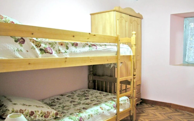 House With 6 Bedrooms in Valcarlos, With Wonderful Mountain View