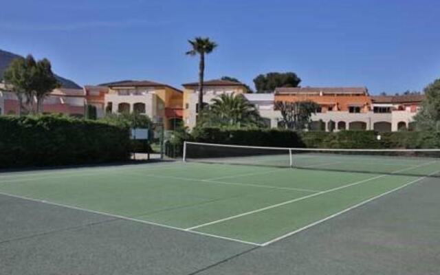 Appartement Cavalaire-sur-Mer, 3 pièces, 6 personnes - FR-1-100-205