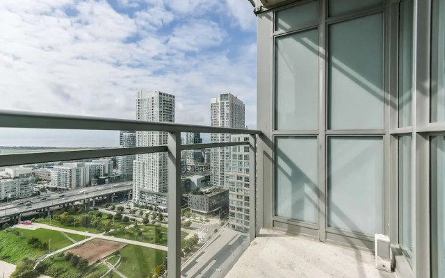 Toronto Suite Rentals - City Place