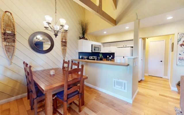 Bigwood #30 2 Bedroom Condo