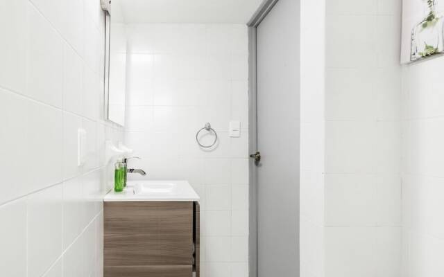 Pomona Apartments by Daju