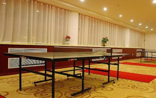 Dunhuang Golden Leaf Hotel