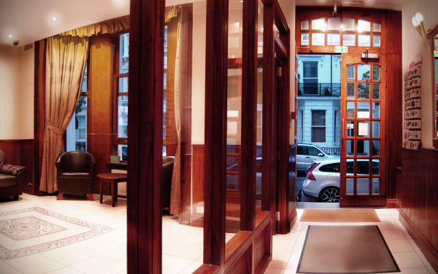 Westbury Hotel
