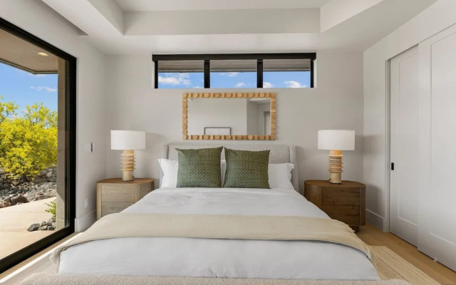 Black Desert Retreat 4 Bedroom Home