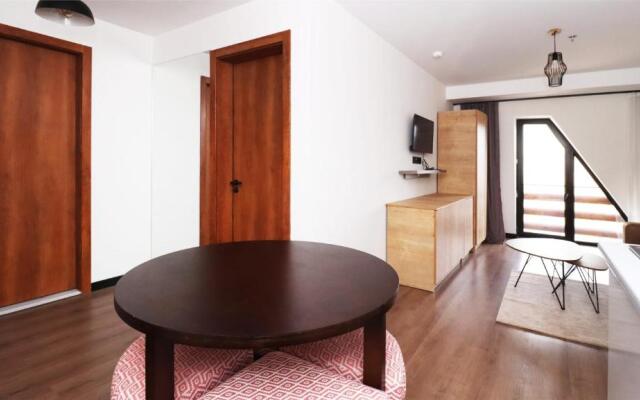 Bright and Cozy 1BR Apartment In Marshall Gudauri Project