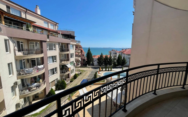 Cozy 1BD Apartment with a Lovely Sea View