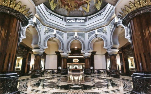 Palace Of The Golden Horses Hotel