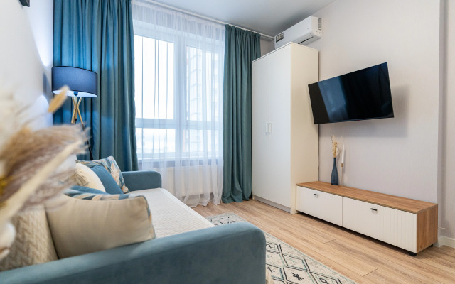 LetoApart на Куникова 47