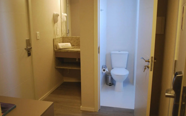 Work Hotel