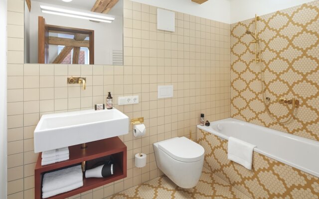 Engelwirt Hotel & Apartments