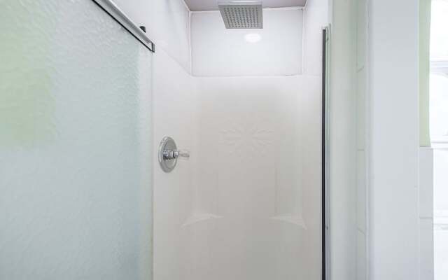 Beautiful 6BR Apt Near Olympic Stadium