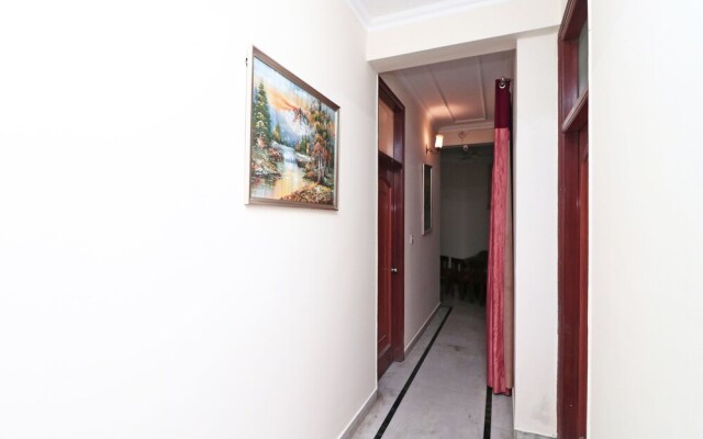 OYO 16167 Hotel Golf View Dlf