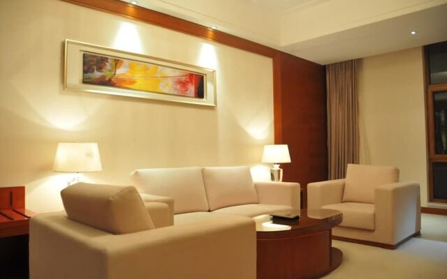 Bolong Lakeview Resort