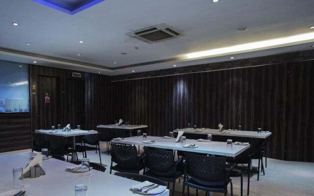 GenX Agra By 1589 Hotels