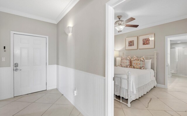 Windemere 908 with Pool Side Cabana