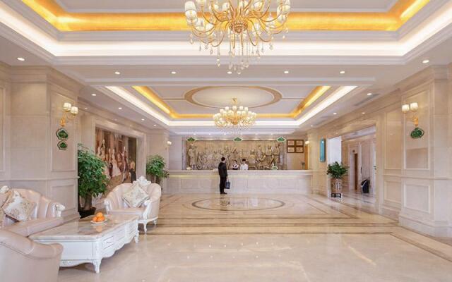 Vienna Hotel Shenzhen Longgang Ainan Road Branch