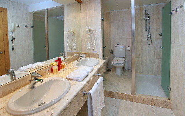 Hotel & Spa Peñíscola Plaza Suites