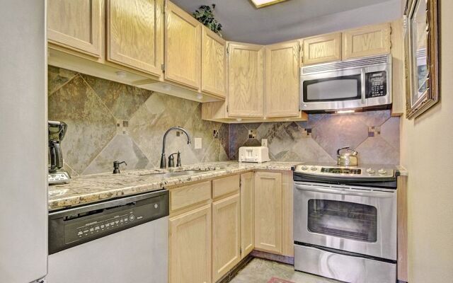 River Mnt Lodge W105D