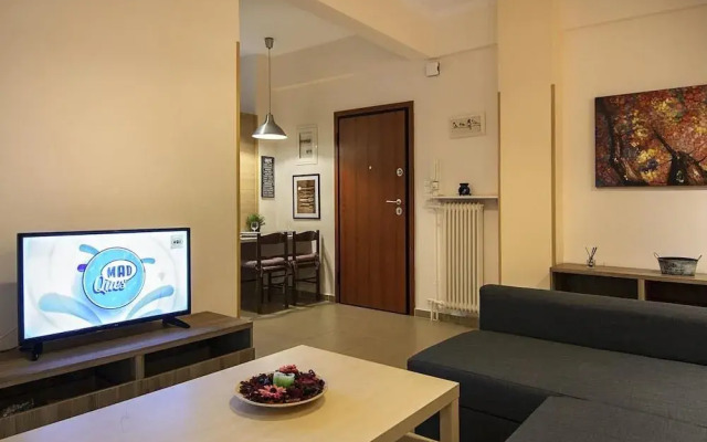 Dimitrakopoulou Beautiful and Quiet Apartment