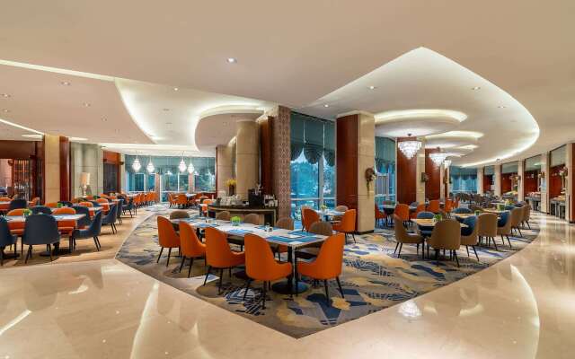 Ramada Plaza Taian