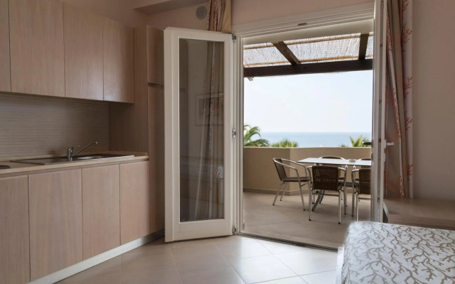 Villaggio Cala Di Volpe Hotel & Residence