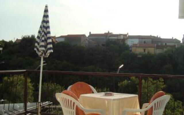 Studio Apartment in Omisalj