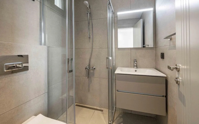 Stunning Villa With Private Pool and Luxuriest Views