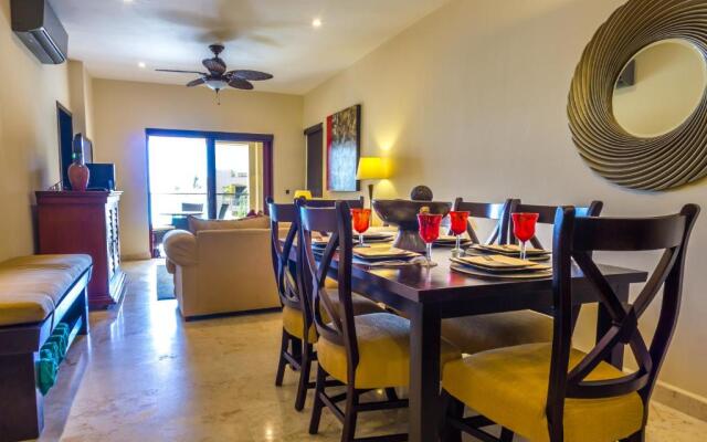 El Faro Oceanfront Apartments