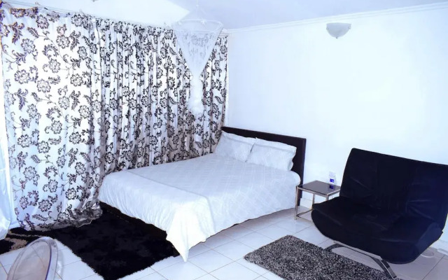 Spendwise Lodge and Apartments