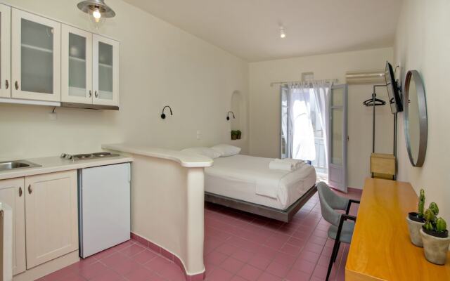 Onar Hotel and Suites