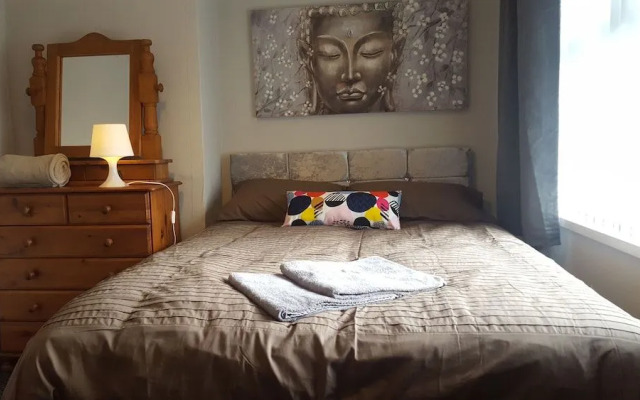 Belfast Murals Town House