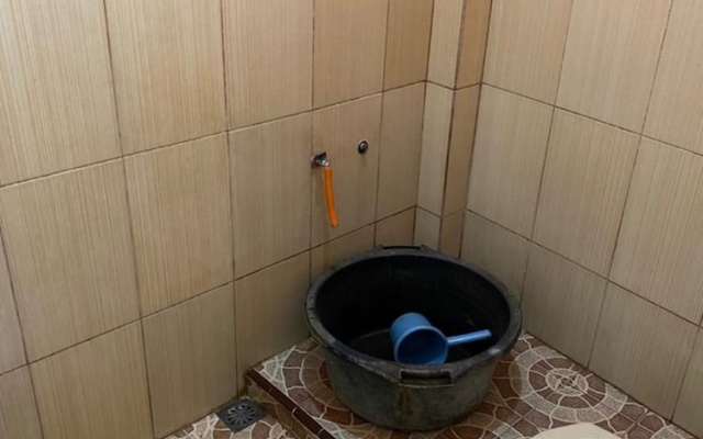 Homestay Lestari Makassar – Bathroom – Makassar