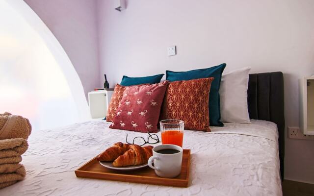 Phaedrus Living: Luxury Maisonette Lighthouse 60