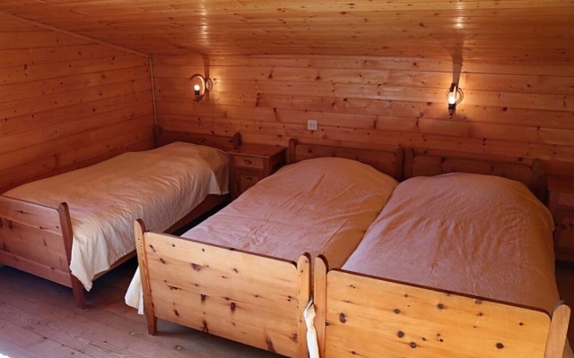 Beautiful Chalet for 10 People in Vercorin – Guest Rooms – Chalais