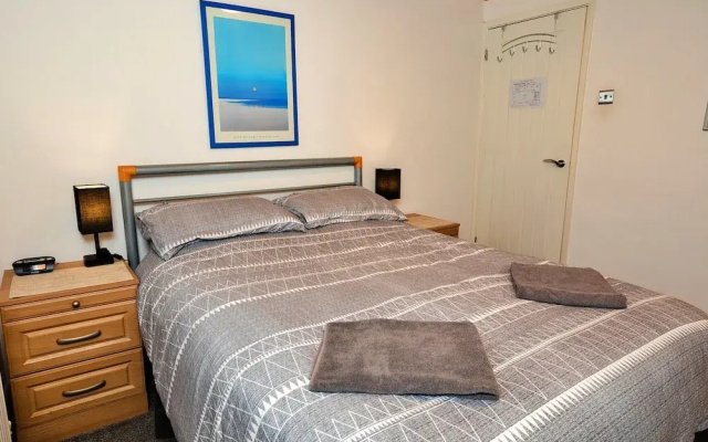 Bungalow in Mainsforth With Games Room