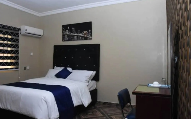 Captivating 1-bed Apartment in Awoyaya