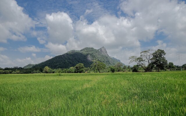 Kalundewa Retreat
