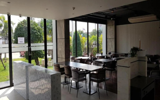 KOS Hotel Suvarnabhumi Airport